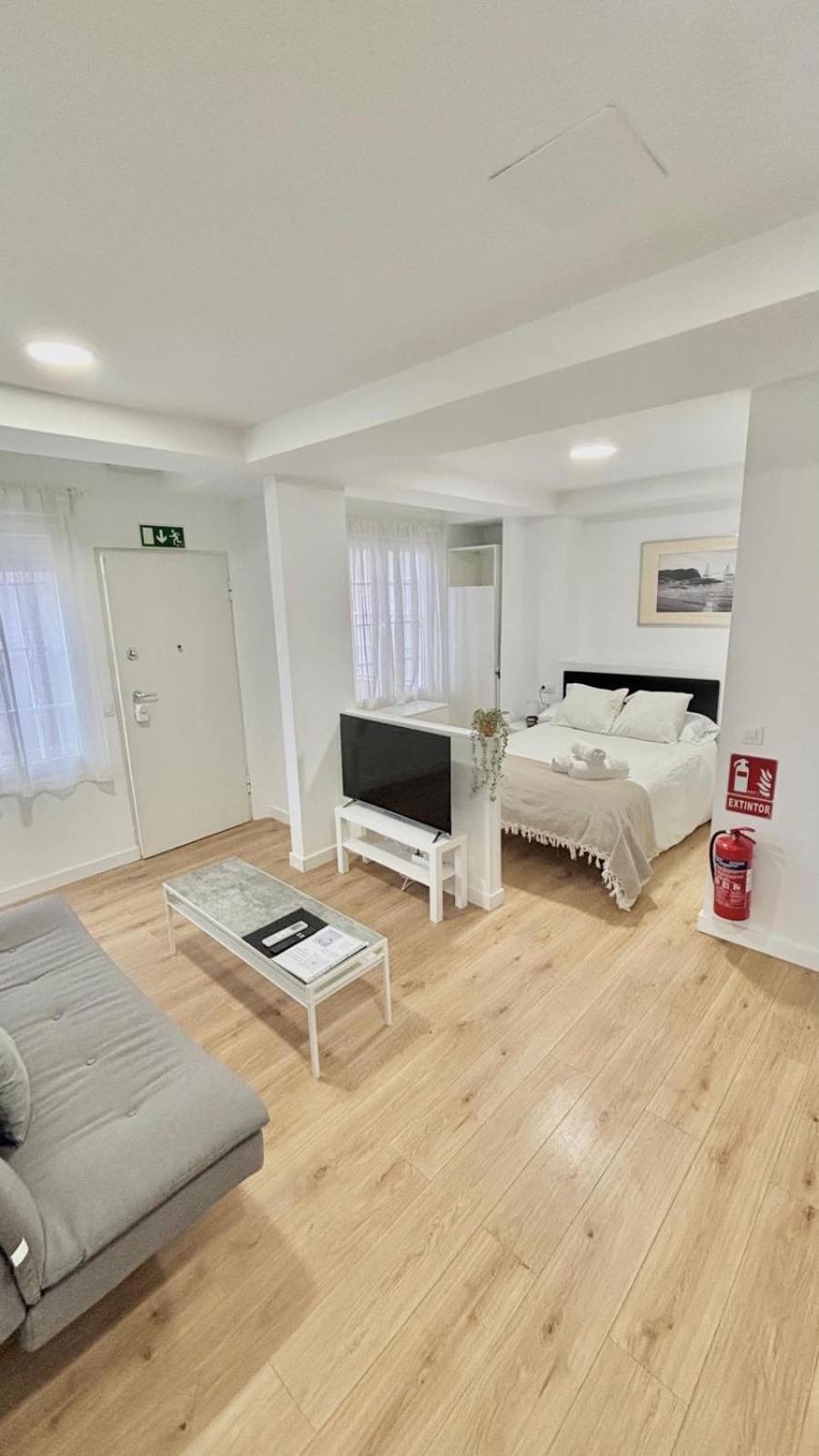 Lofts 4Towers - La Paz Apartment มาดริด ห้อง รูปภาพ